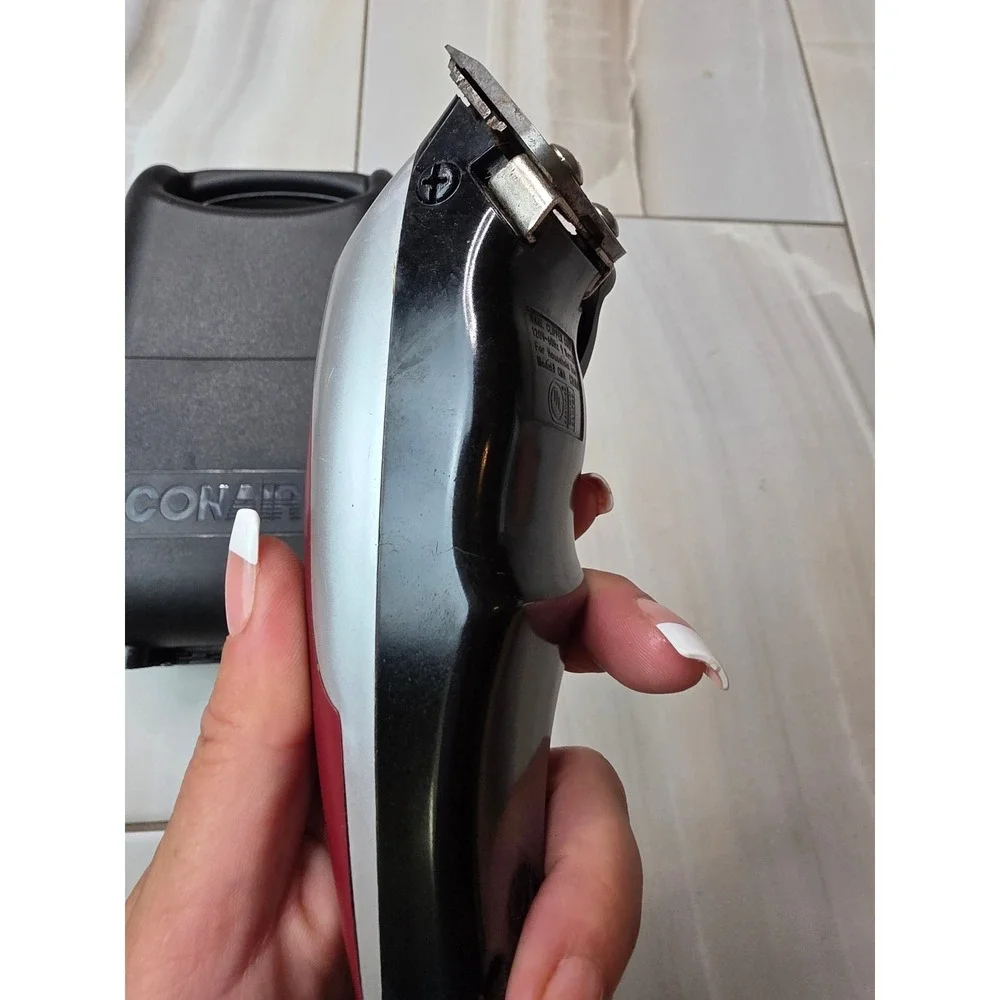 Wahl CMA Corded Hair Clipper Precision Blade Silver Burgundy with Conair Case A2
